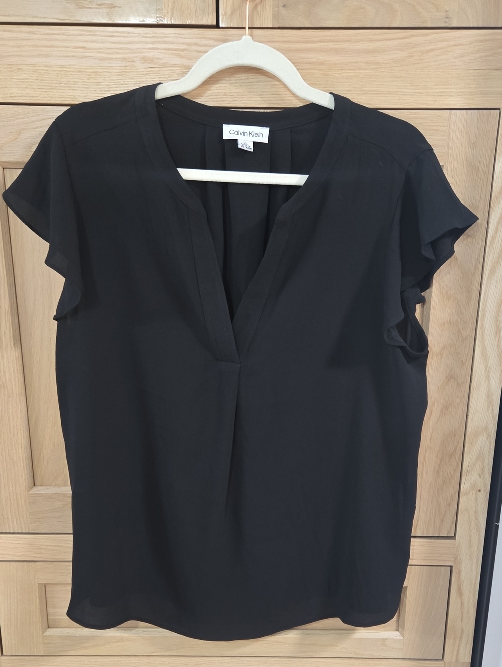 Calvin Klein Black Split-Neck Flutter Sleeve Blouse